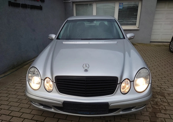 Mercedes-Benz Klasa E cena 21900 przebieg: 183406, rok produkcji 2004 z Zgierz małe 301